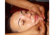 Mukha Abhyanga